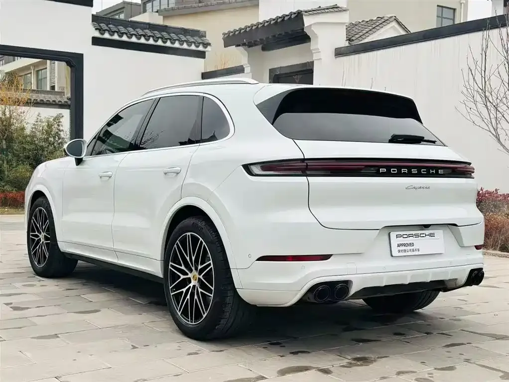 Porsche Cayenne — фото 9
