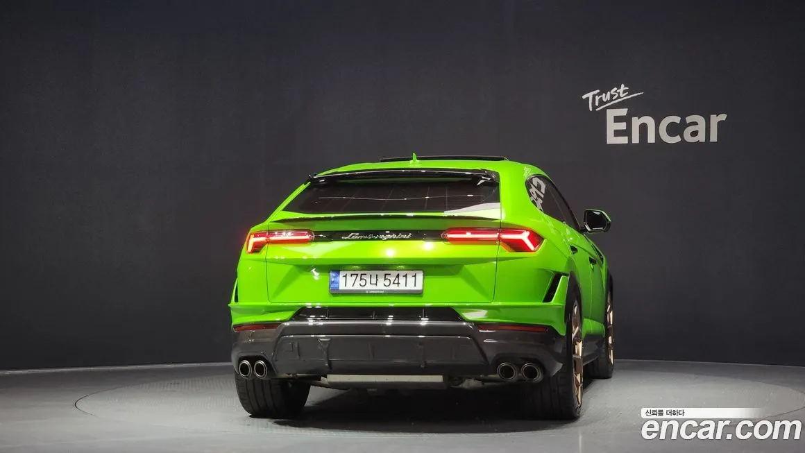 Lamborghini Urus — фото 2