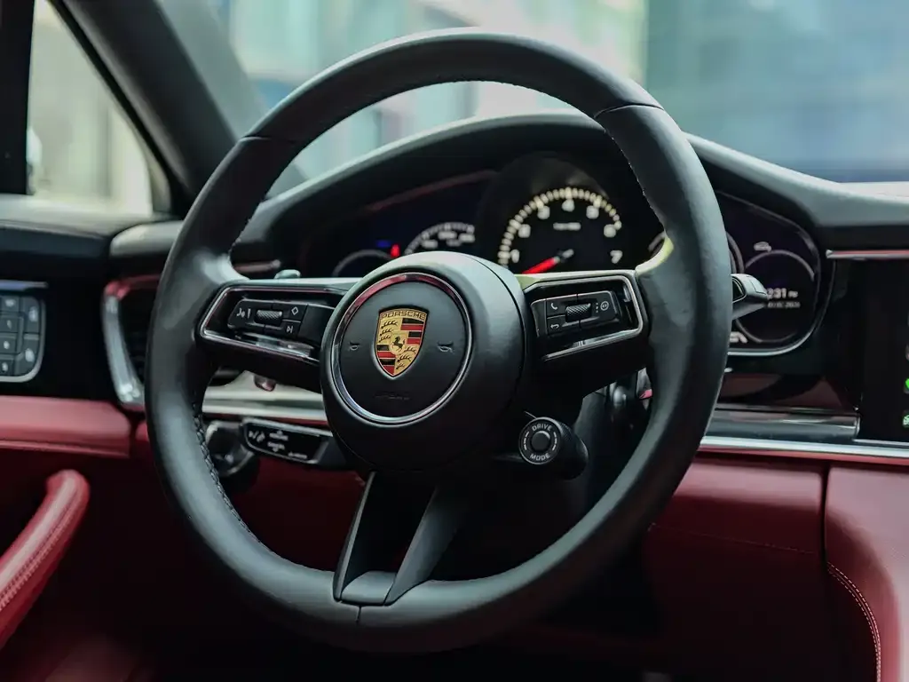 Porsche Panamera — фото 6