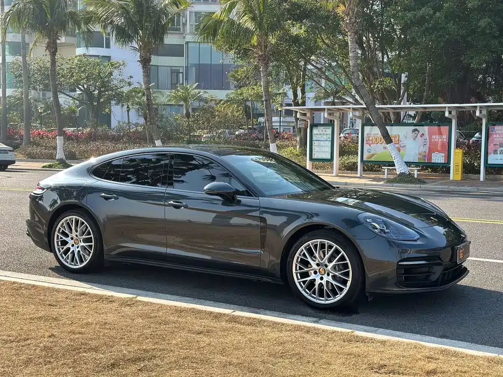Porsche Panamera — фото 10