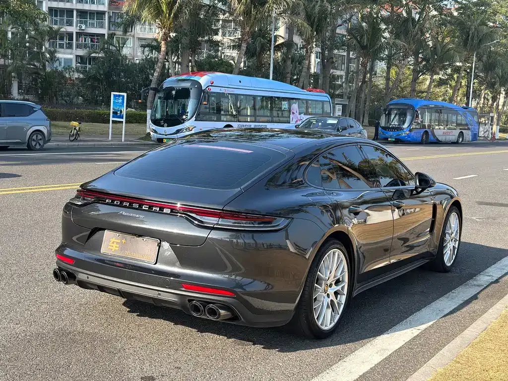 Porsche Panamera — фото 9