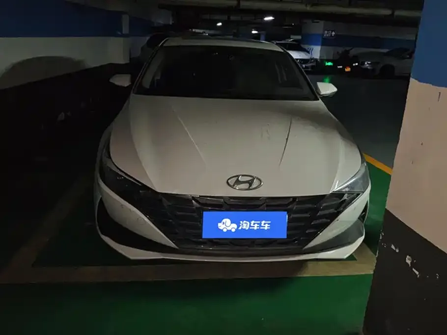 Hyundai Elantra — фото 4