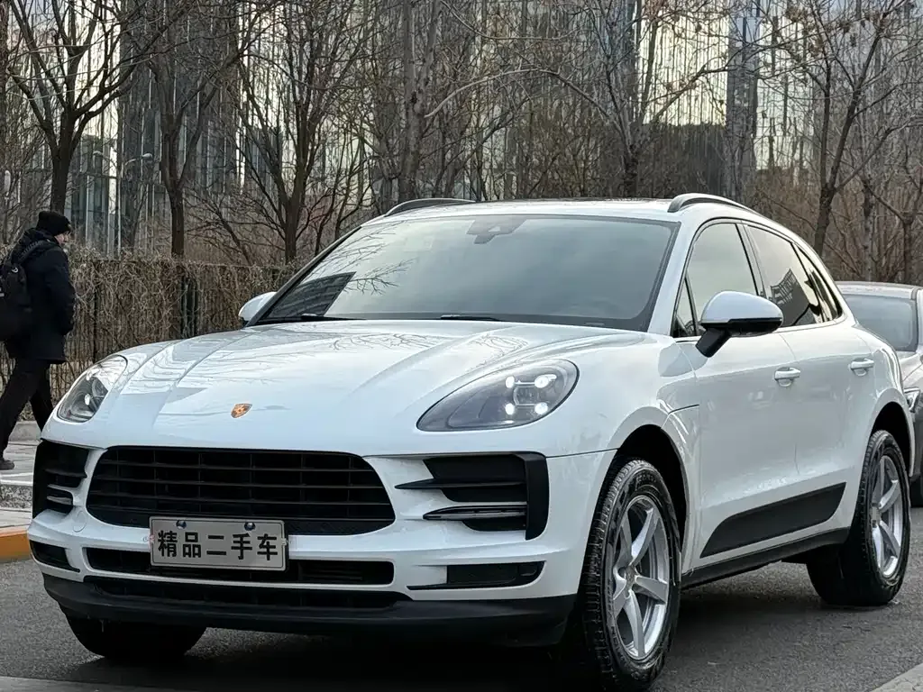 Porsche Macan — фото 1