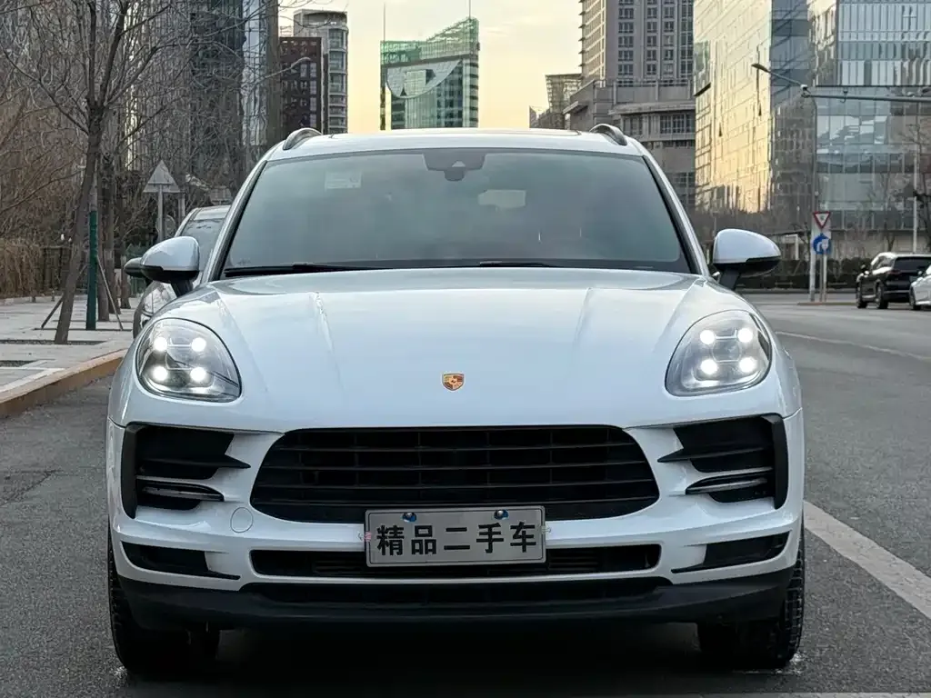 Porsche Macan — фото 7