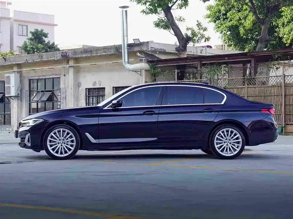 BMW 5 Series — фото 7