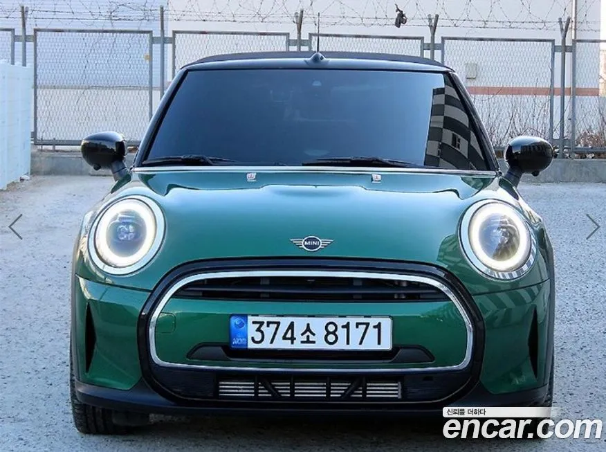 Mini Cooper Convertible — фото 1