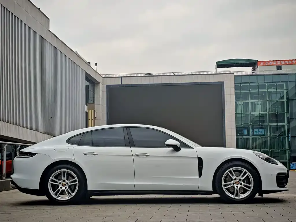 Porsche Panamera — фото 5