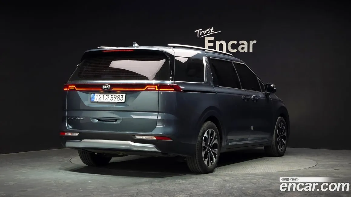 Kia Carnival — фото 2