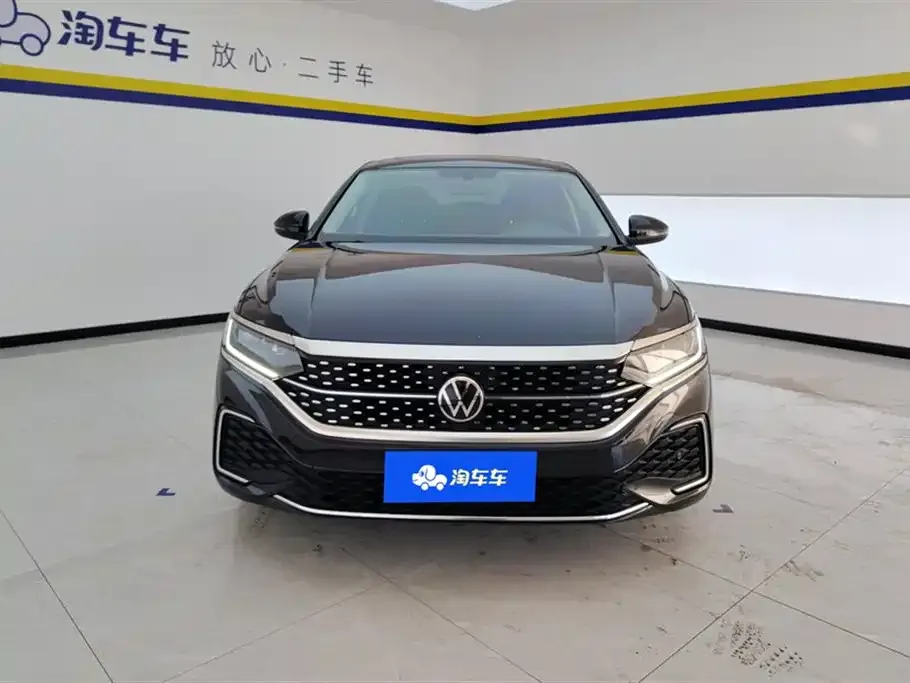 Volkswagen Passat — фото 7