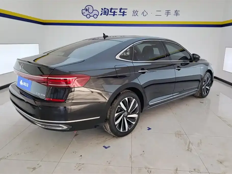 Volkswagen Passat — фото 9