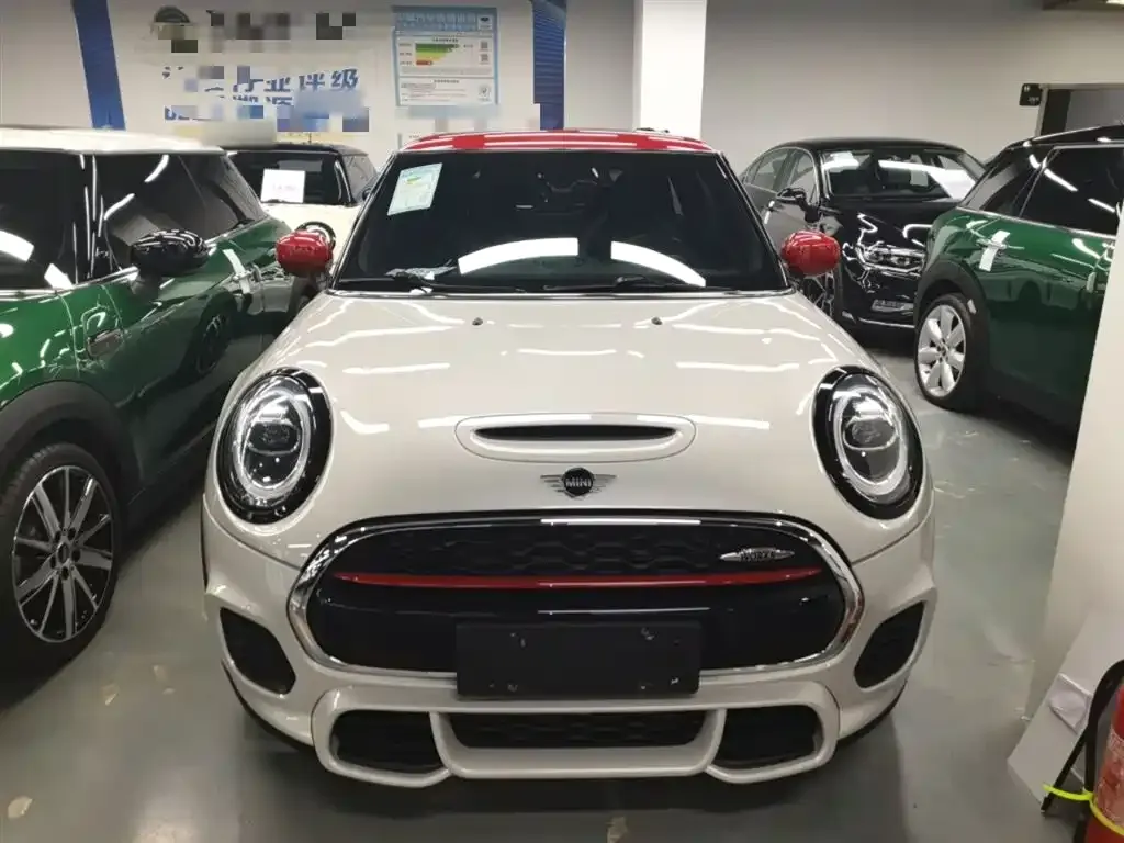 MINI JCW (John Cooper Works) — фото 2