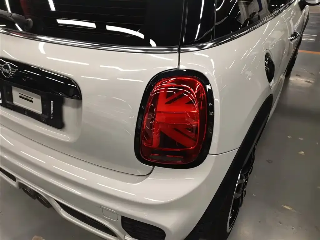 MINI JCW (John Cooper Works) — фото 6