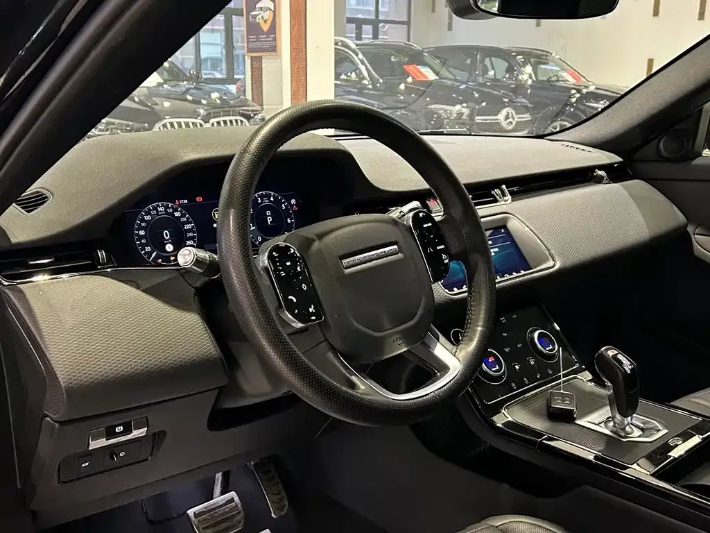 Land Rover Evoque — фото 10