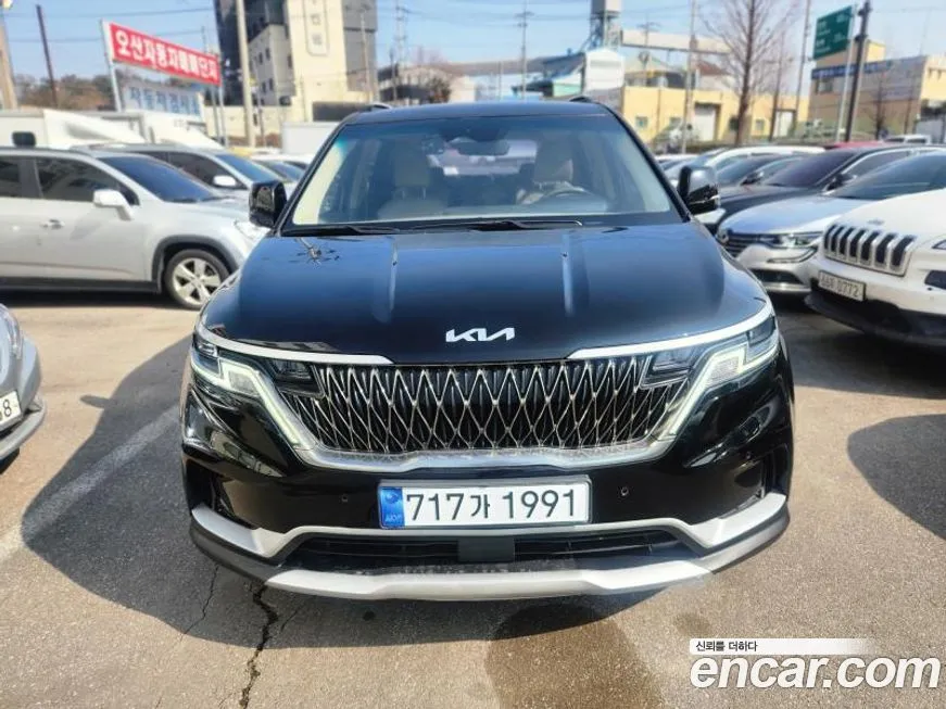 Kia Carnival — фото 1