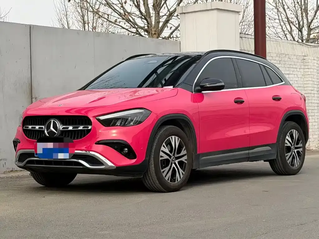 Mercedes-Benz GLA — фото 1