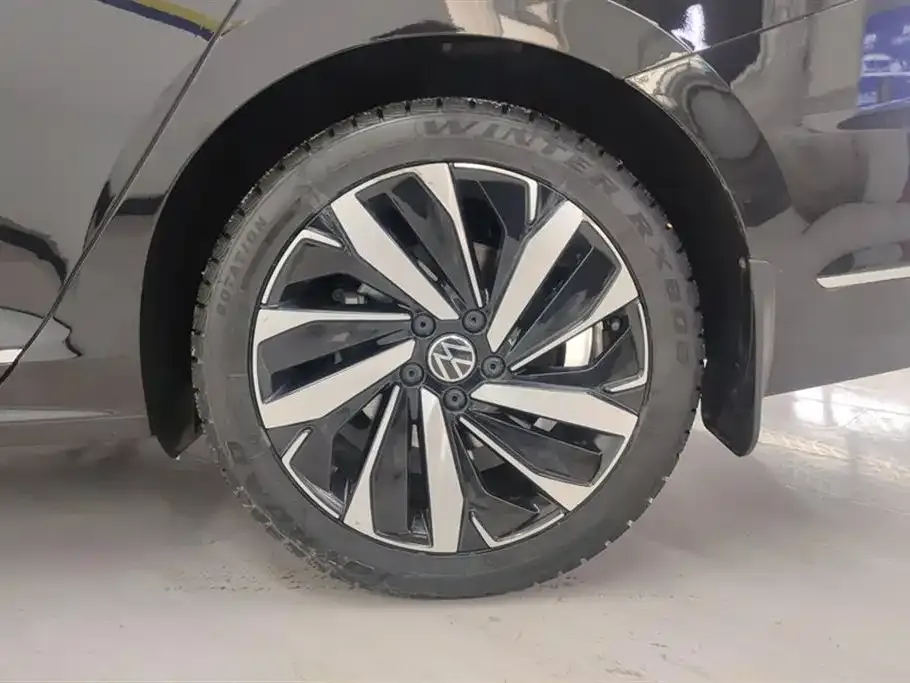 Volkswagen Passat — фото 3