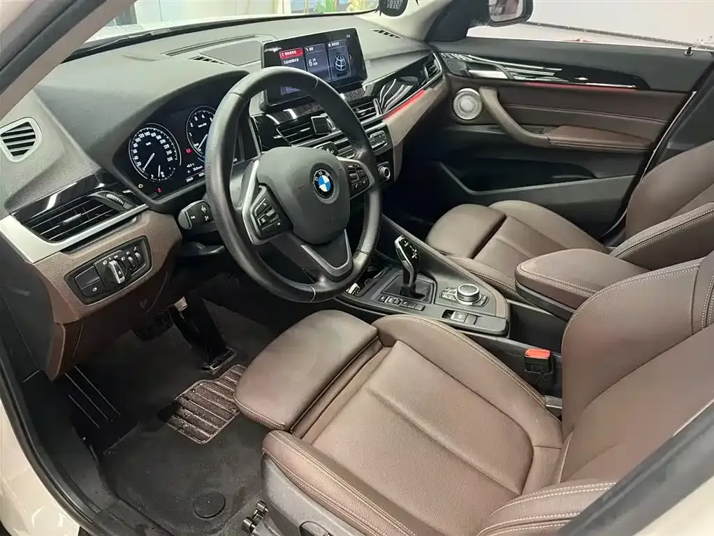 BMW X1 — фото 10