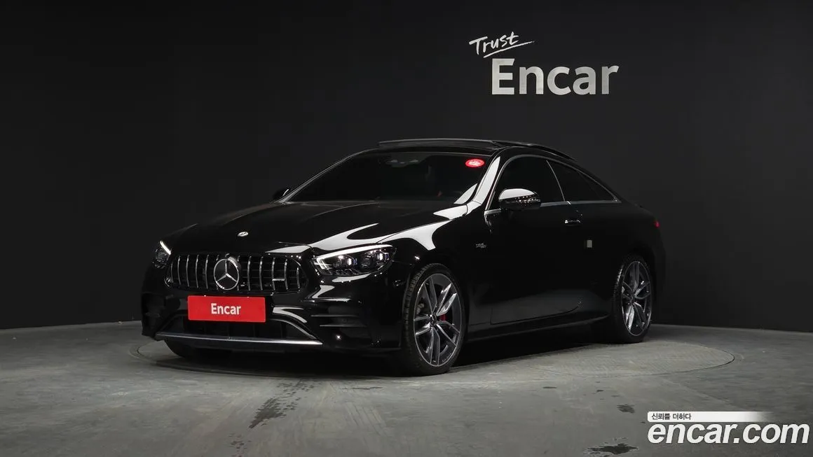 Mercedes-Benz E-Class — фото 1