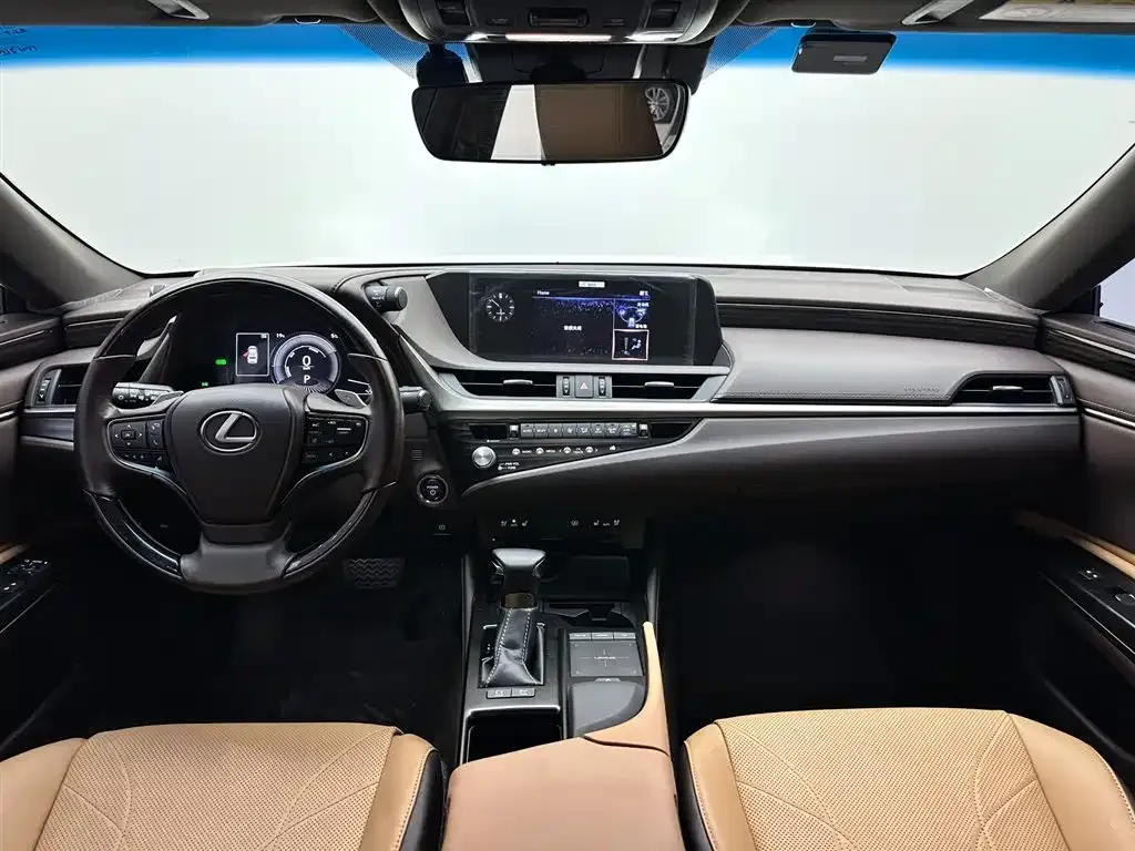 Lexus ES — фото 8