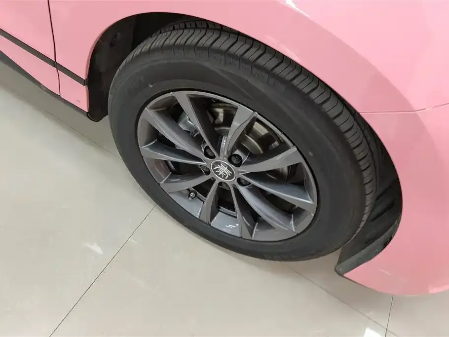 BYD Qin L — фото 3