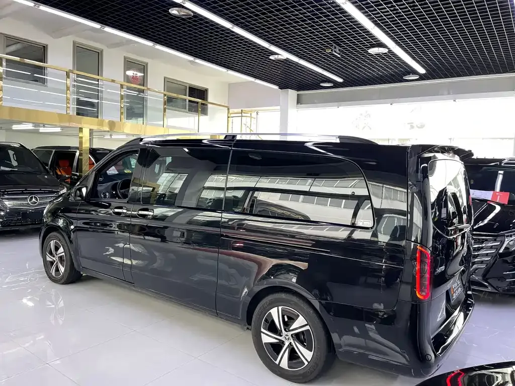 Mercedes-Benz Vito — фото 10