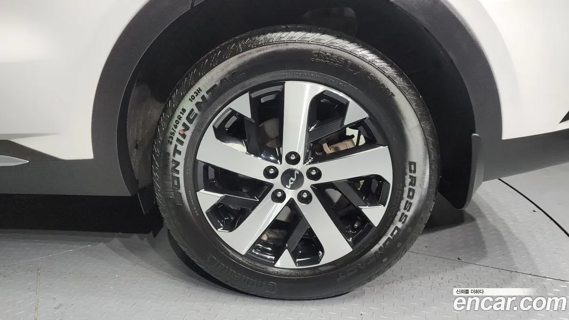 Kia Sorento — фото 5