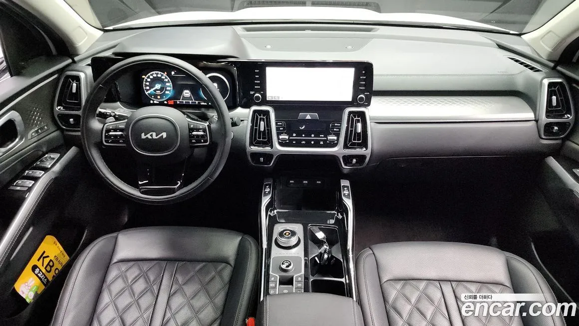 Kia Sorento — фото 7