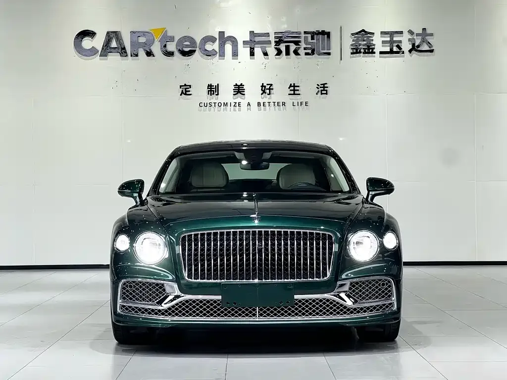 Bentley Flying Spur — фото 2