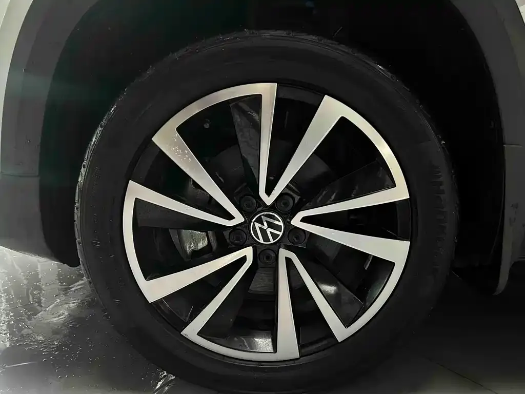 Volkswagen Tharu — фото 6