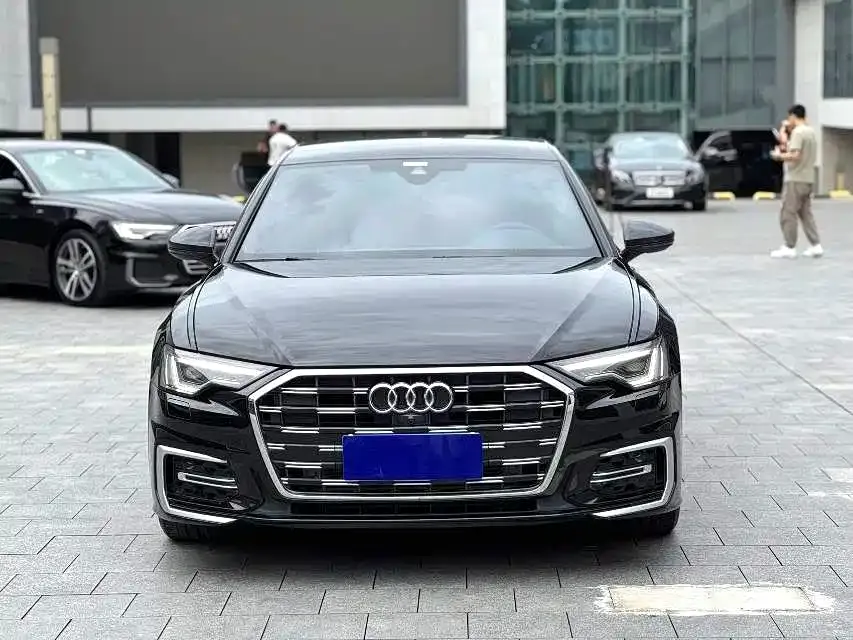 Audi A6L — фото 4