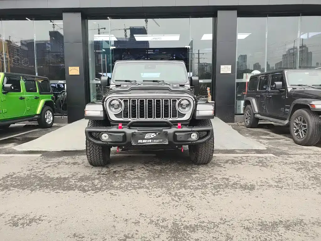 Jeep Wrangler — фото 9