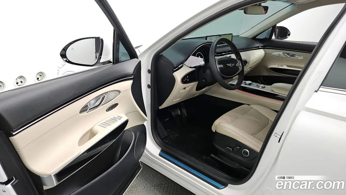Genesis GV70 — фото 10