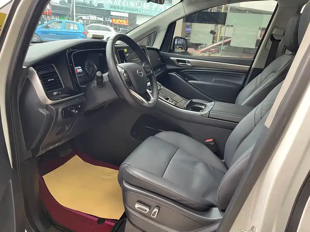 GAC Motor Trumpchi M8 — фото 3