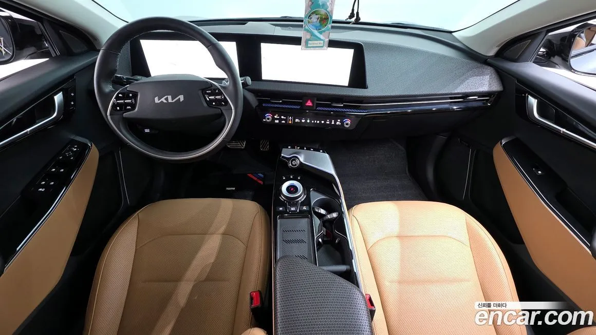 Kia EV6 — фото 8