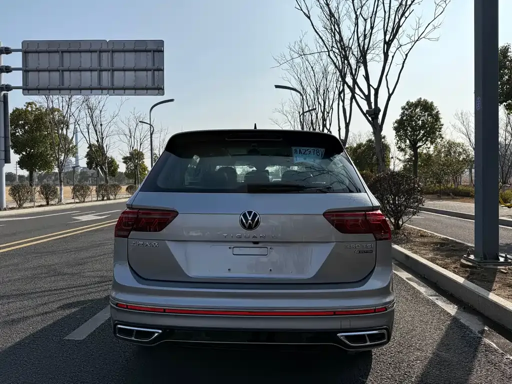 Volkswagen Tiguan L — фото 3