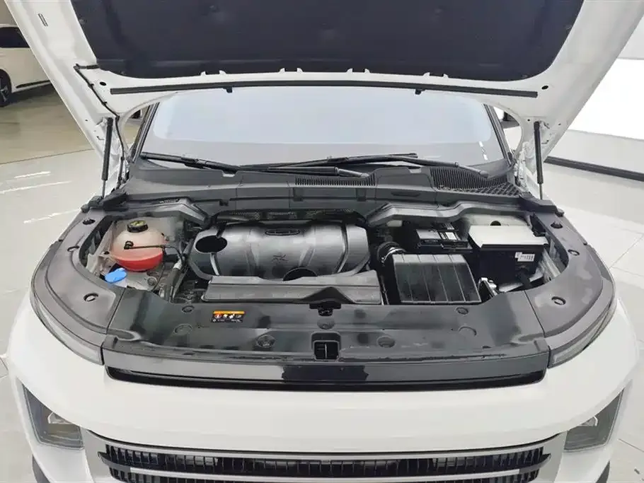 Geely Icon — фото 10