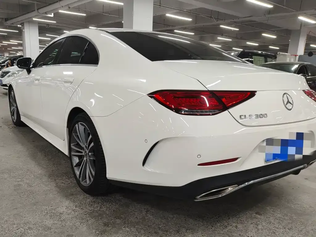 Mercedes-Benz CLS — фото 3