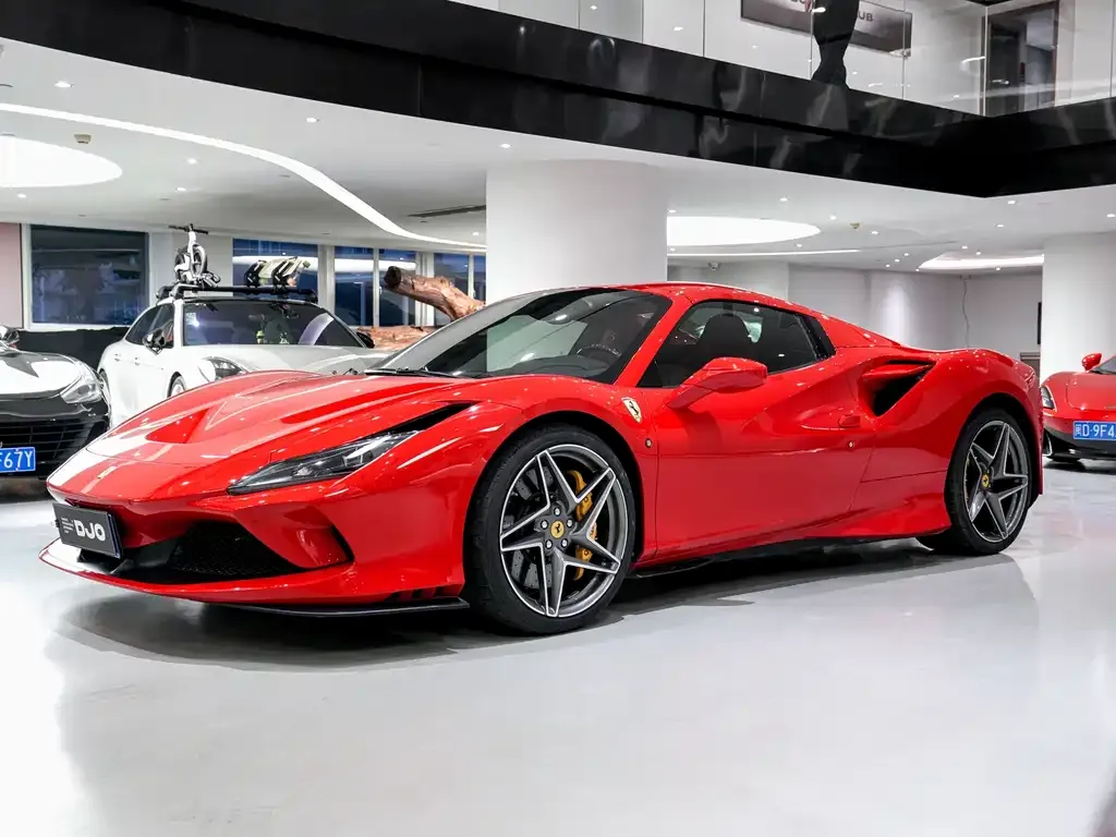 Ferrari F8 — фото 1