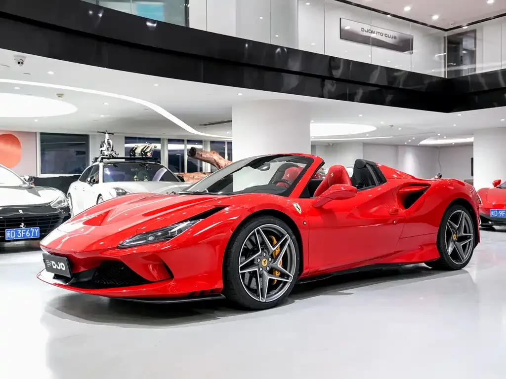 Ferrari F8 — фото 9