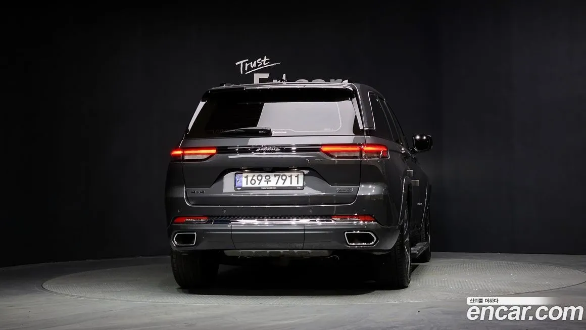 Jeep Cherokee — фото 9