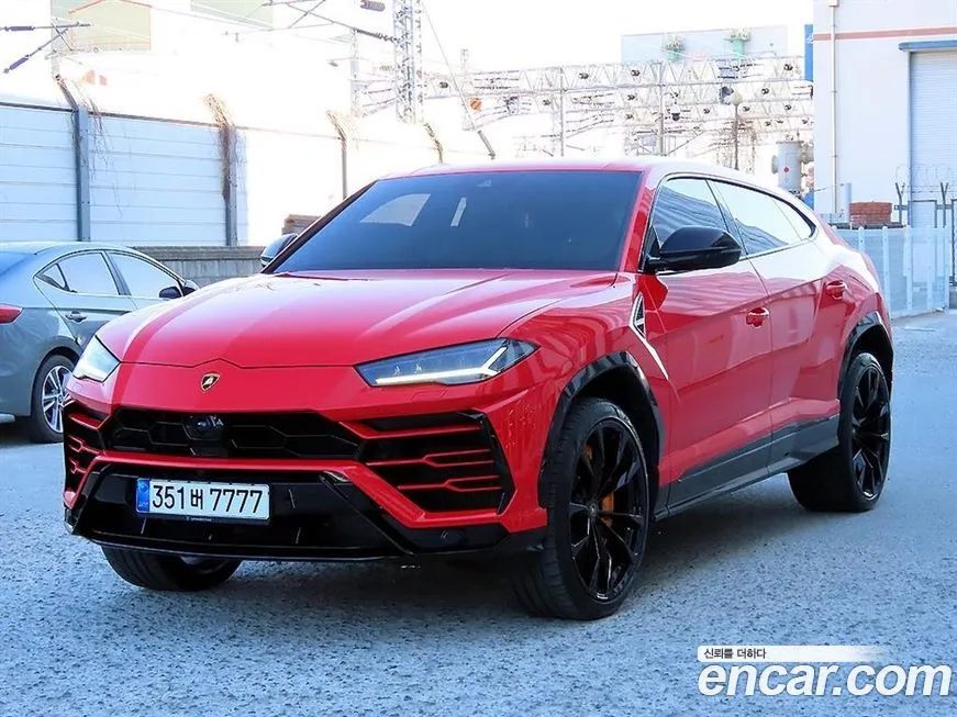 Lamborghini Urus — фото 8