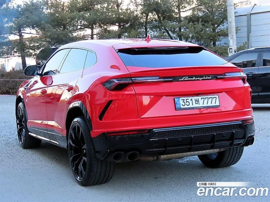 Lamborghini Urus — фото 5