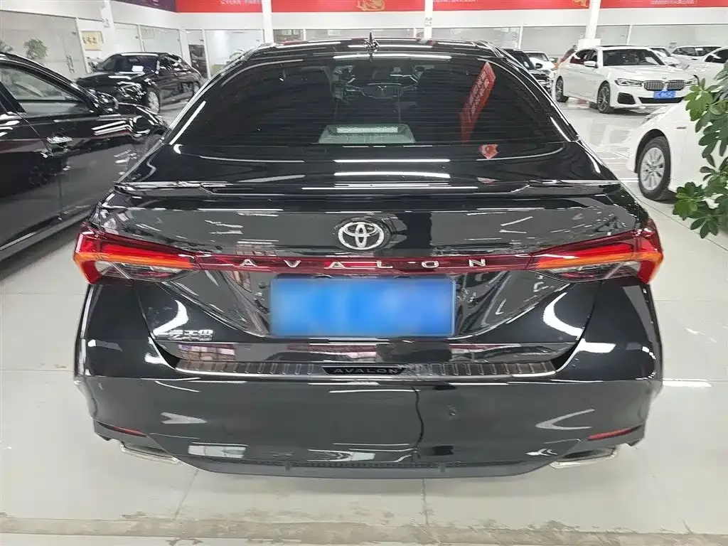Toyota Avalon — фото 10
