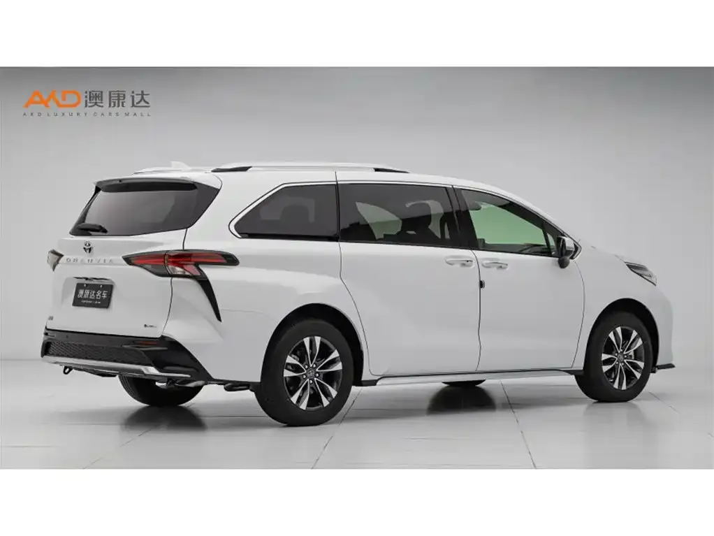 Toyota Granvia — фото 5