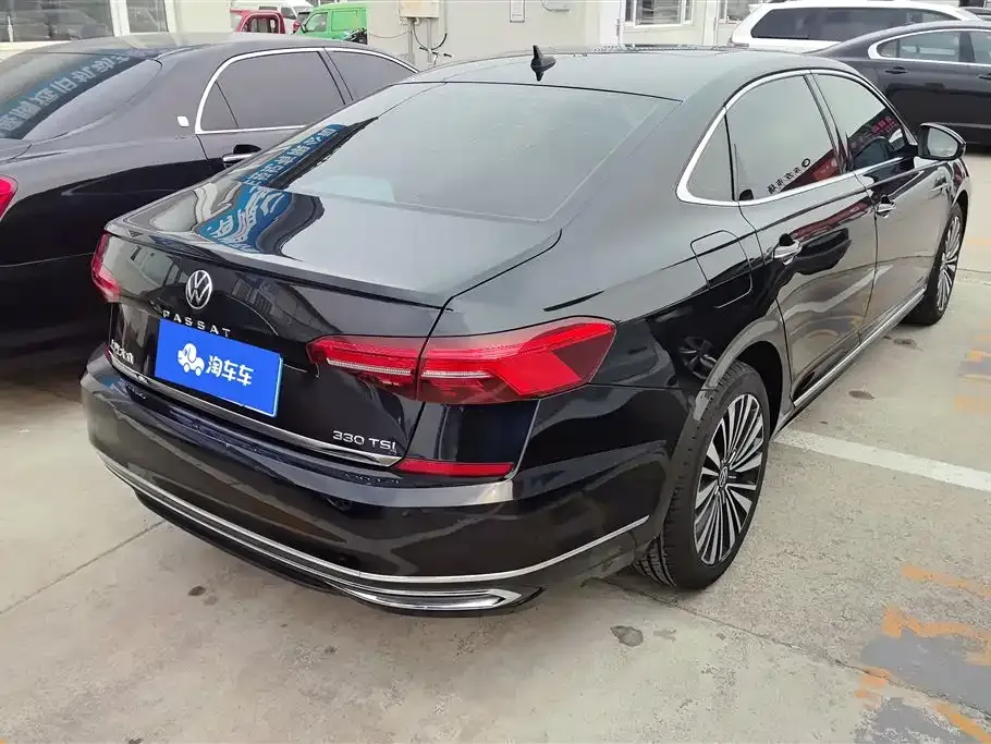 Volkswagen Passat — фото 3