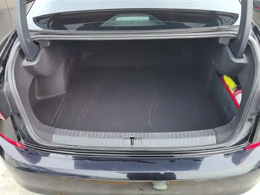 Volkswagen Passat — фото 2
