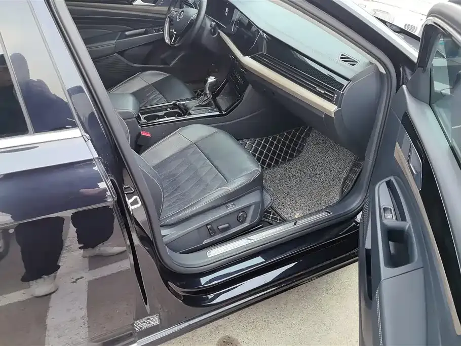 Volkswagen Passat — фото 4