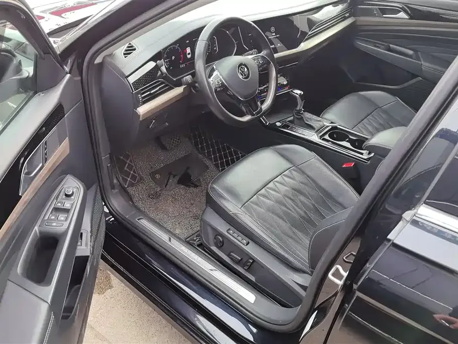Volkswagen Passat — фото 9