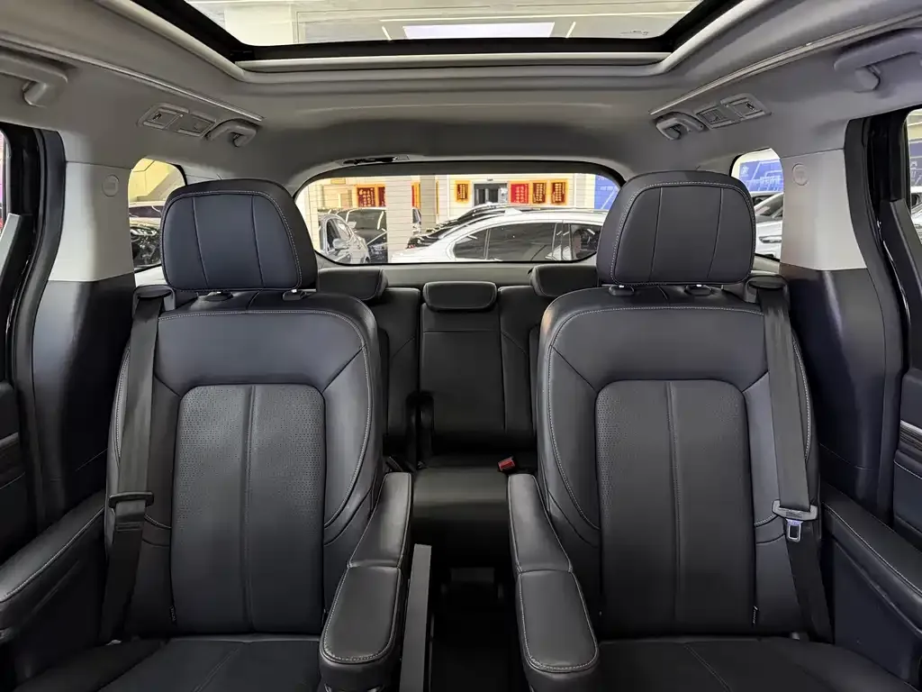 GAC Motor Trumpchi M8 — фото 2