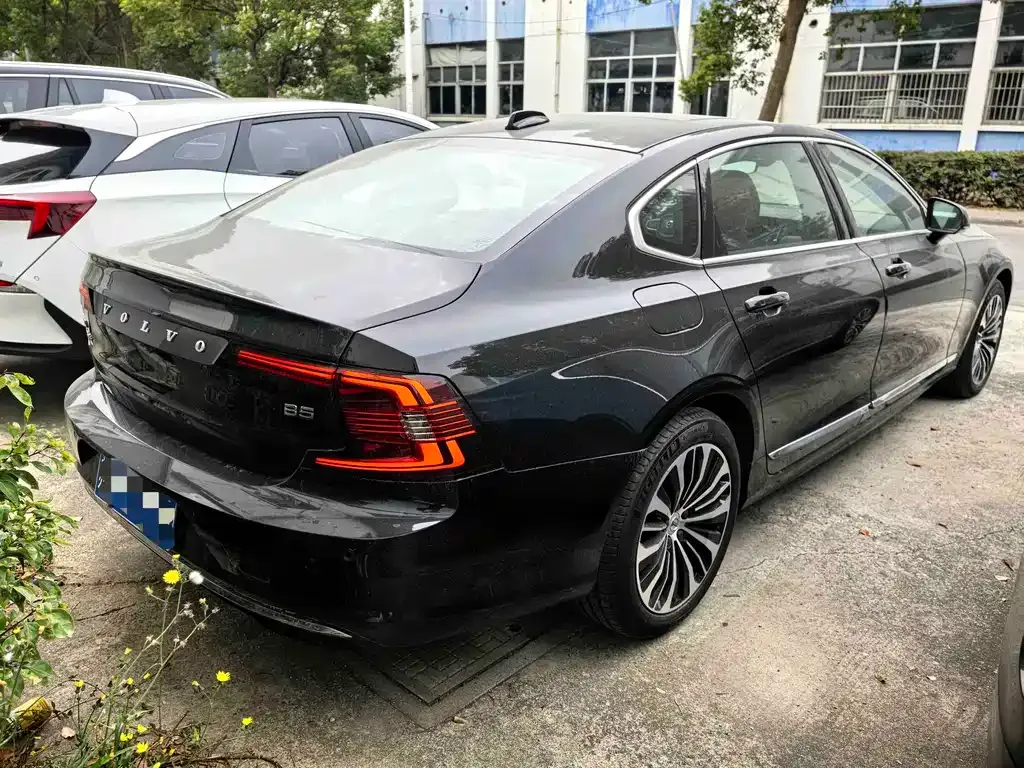 Volvo S90 — фото 3